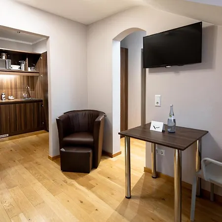 Heidelworld Apart Otel *